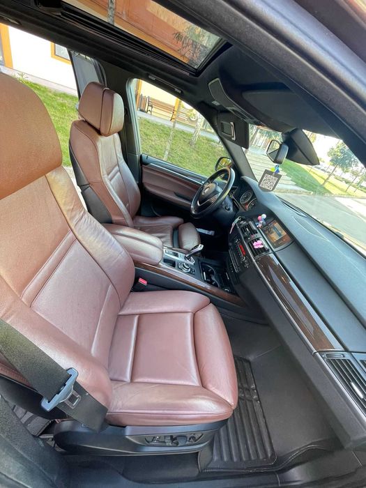 Vand X5 E70, 7 Locuri, N47 245cp