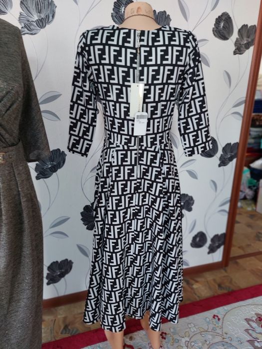 Платье женское новое