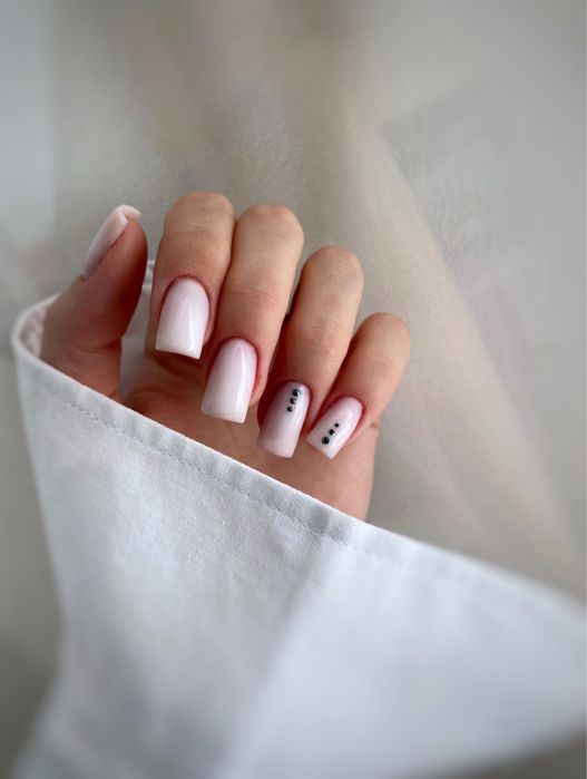 Ofer servicii de manichiură, SIBIU-cartier TURNIȘOR