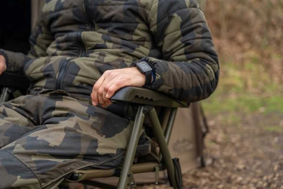 Scaun pescuit AVID Carp REVOLVE Armchair 48X37X61 cm