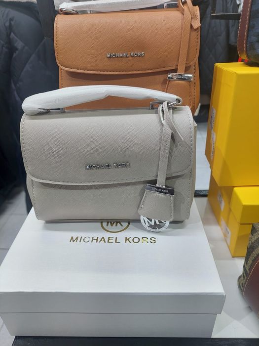 Продается женские сумки