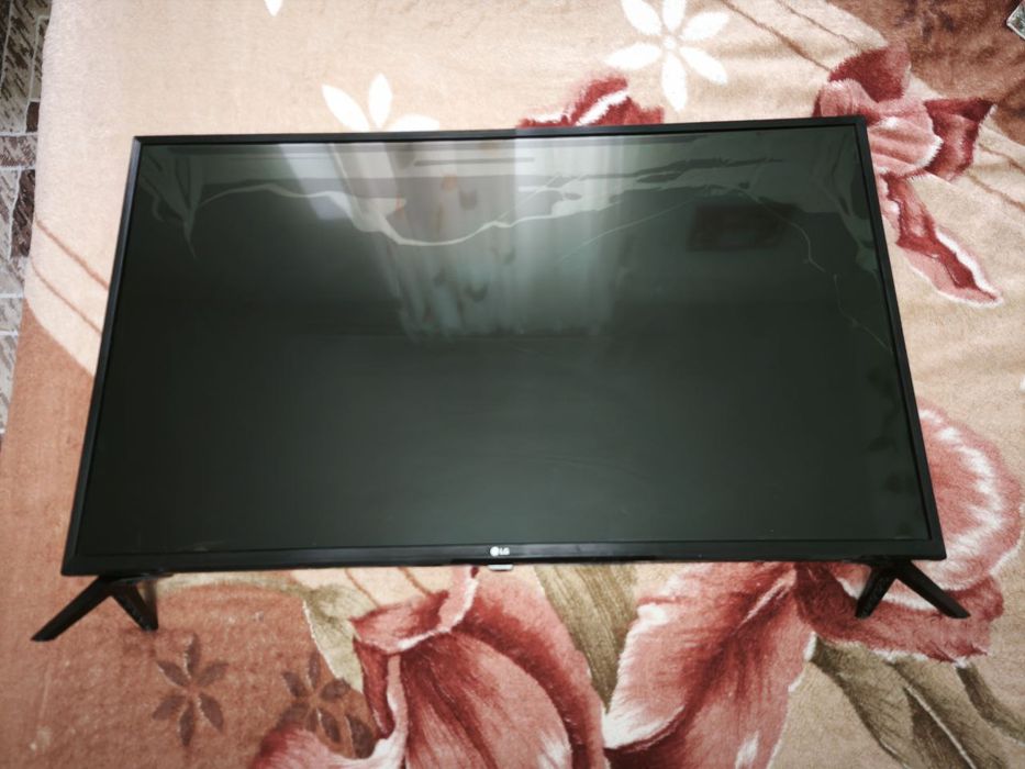 Телевизор LG на запчасти