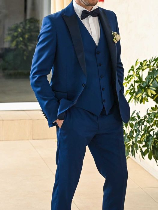 Мъжки церемониален/сватбен костюм