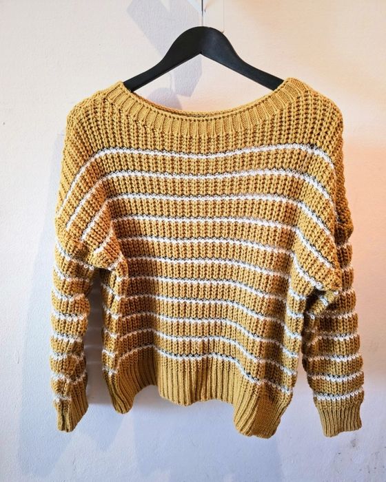 Pulover damă în condiții bune