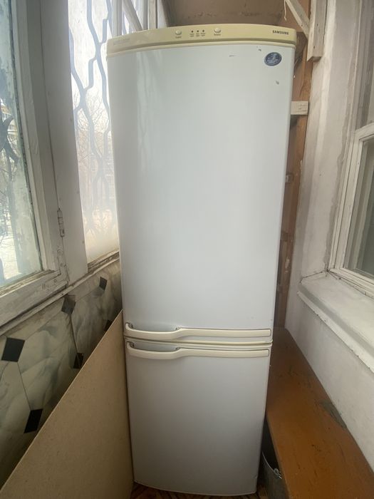 Продам холодильник, недорого