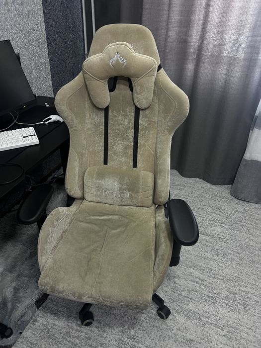 продам игровое кресло