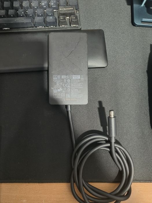 Incarcator Microsoft Surface 199W