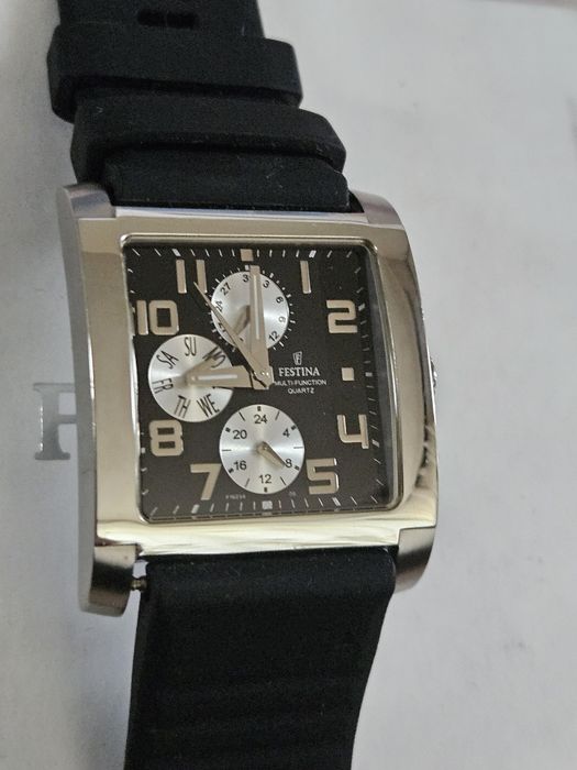 Festina F16235 с кутия