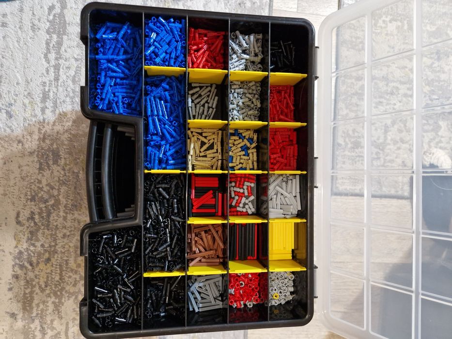 Продам Lego technic наборы