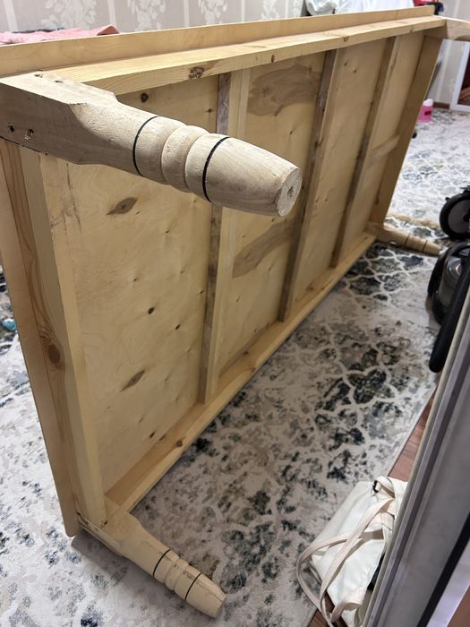 Продается стол 15000тг