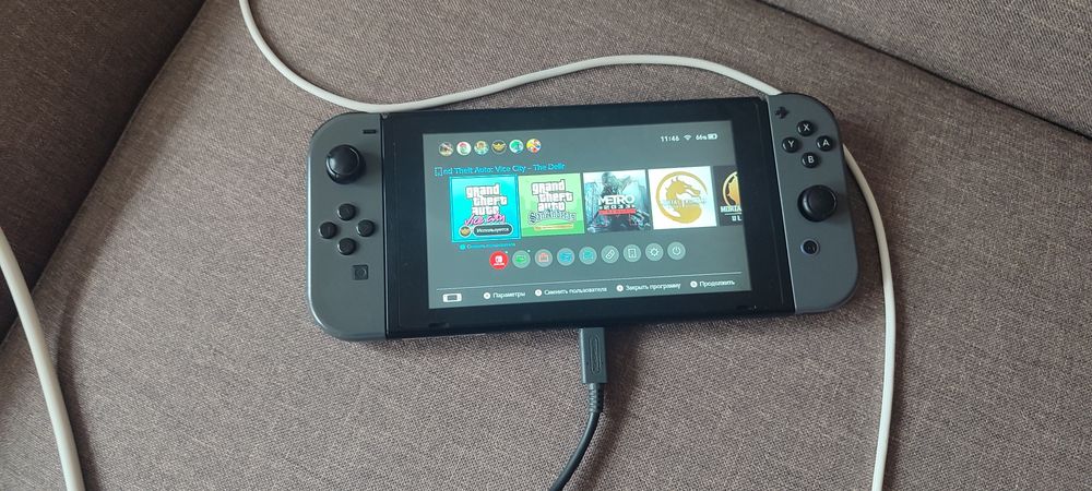 Продам Nintendo Switch