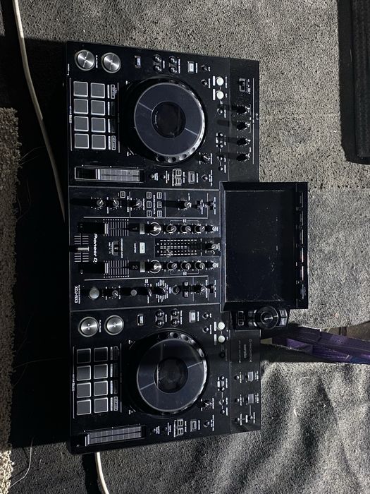 Продаю новый XDJ-RX3