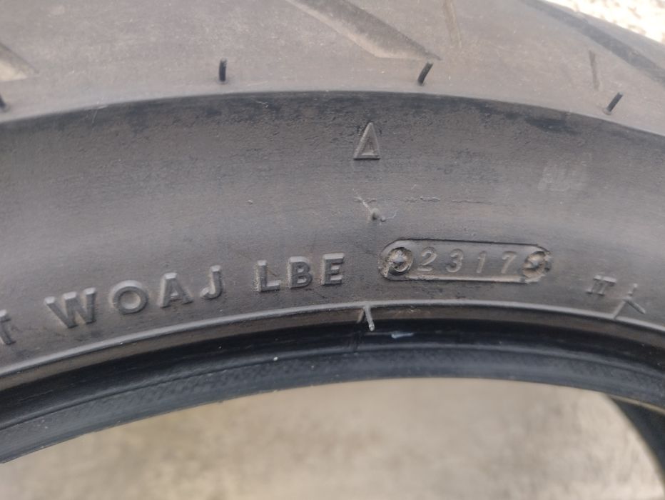 Гуми за мотоциклети 140/70/17 задна и 110/80/17 предна