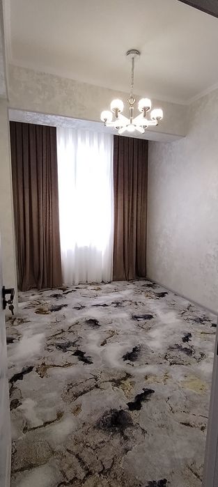 2 xona uy 1-maktab Navoiy shahar