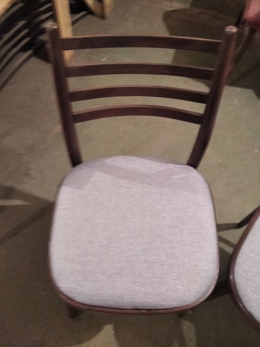 Реставрация стульев.