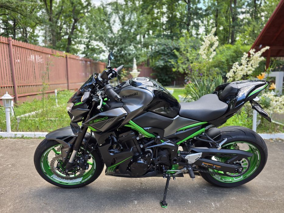 KAWASAKI Z900 2023 15000KM full accesorizat stare exceptionala