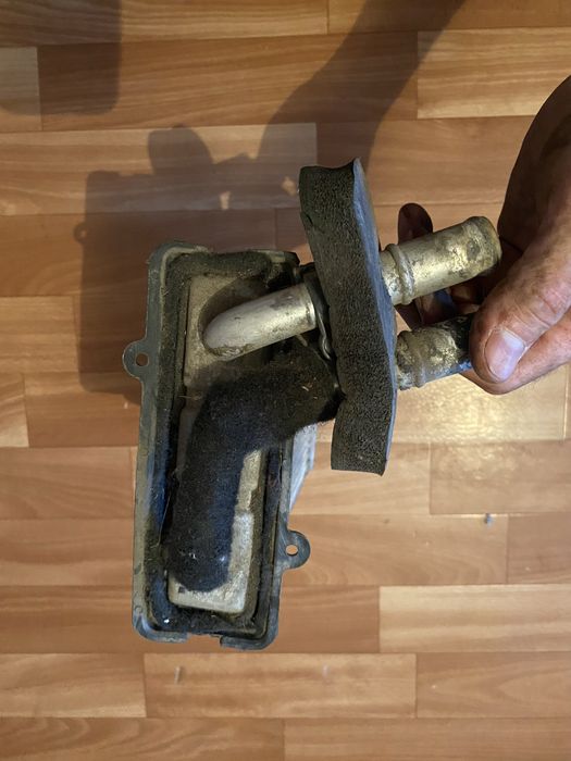 Продам радиатор отопителя(печки) на Гольф 3,Венто,Джетта