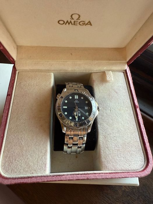 OMEGA Seamaster Professional 300 Blue dial 41mm
Automatic
