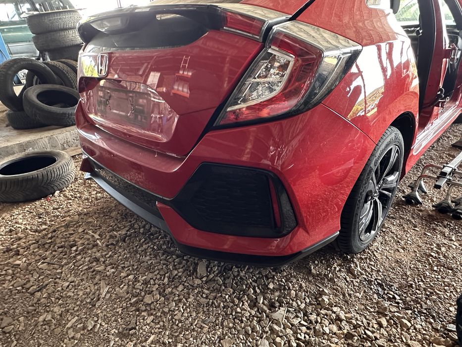 Задна броня Хонда Сивик 10/Honda Civic X