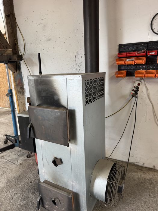 Soba ulei ars cu ventilatie