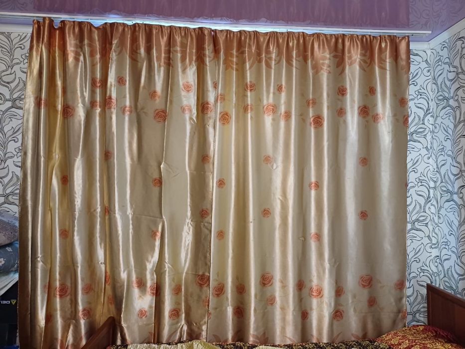 Продам занавески  двухсторонние