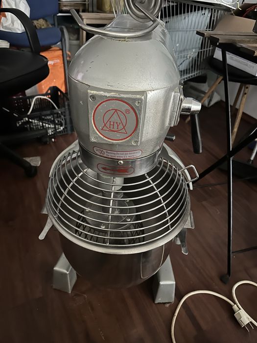 Планетарен моиксер 20л.