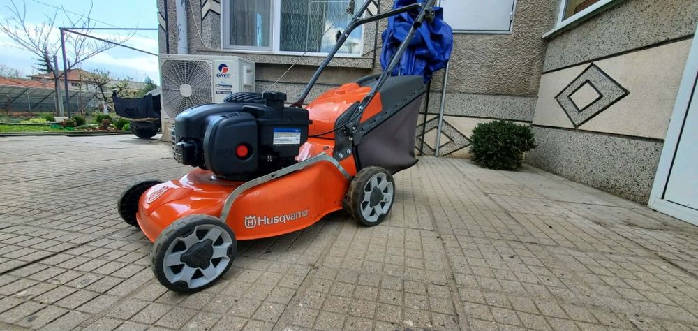 Бензинова косачка Husgvarna LC140