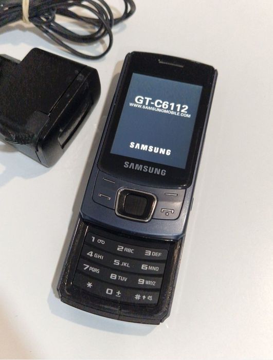 Telefon Samsung Dual Sim GT- C6112 - Cu doua procesoare