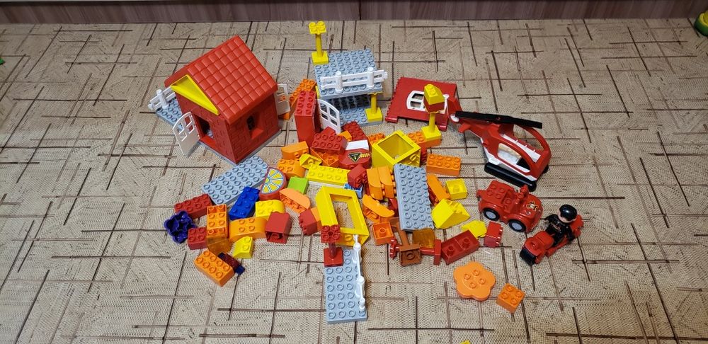 Конструктор под тип лего.