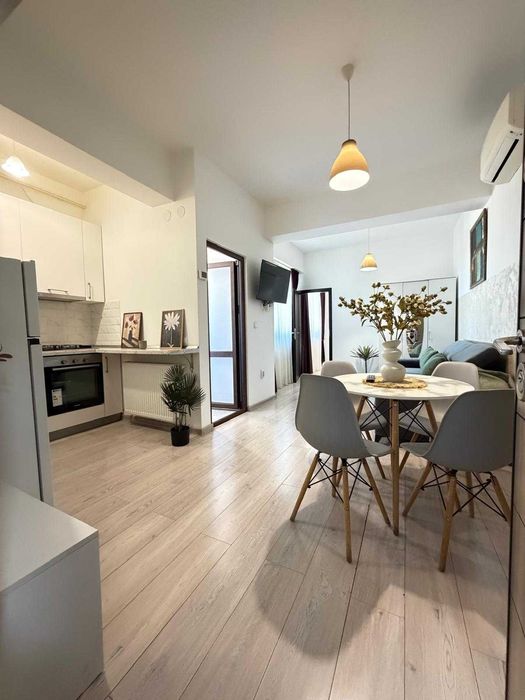 IS Cazare Apartamente Regim Hotelier Central 1-2-3 cam Palas-Newton