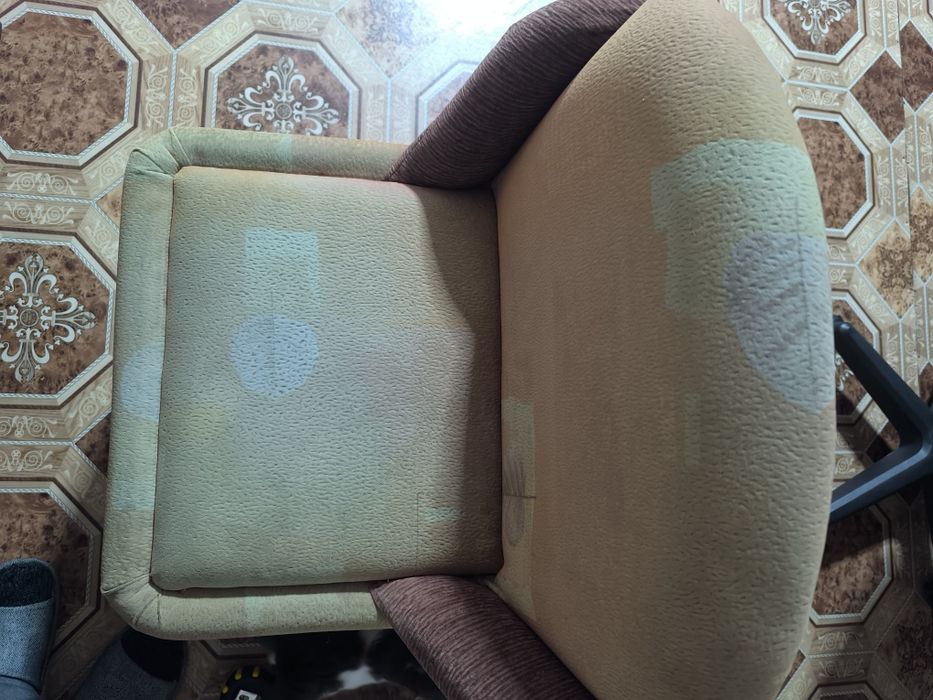 Продаю      кресло