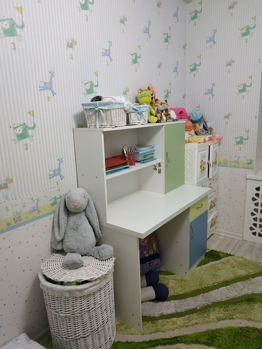Детская мебель/ кровать/ шкаф/ письменный стол