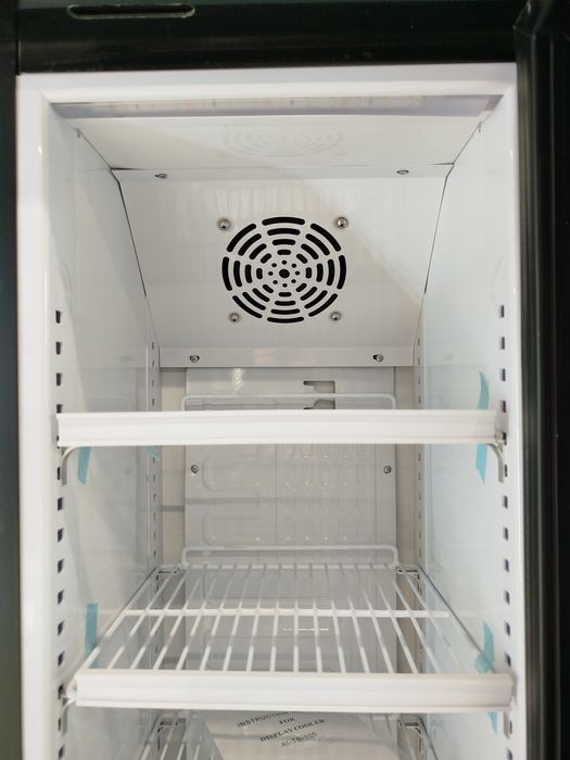 Витринный холодильники Aiwa