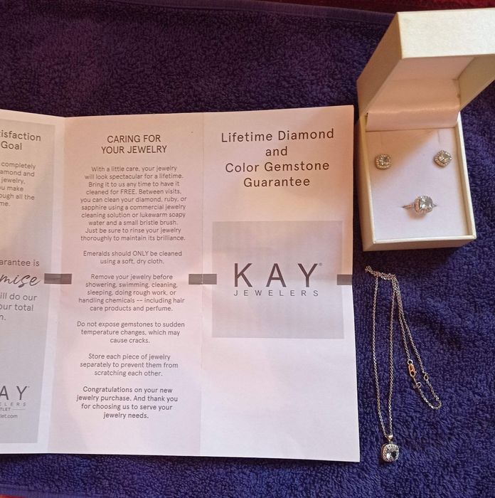 Комплект из серебра