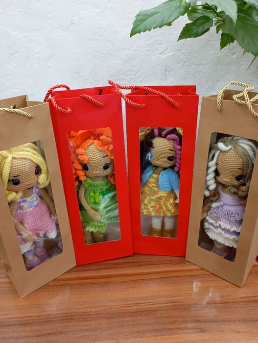 Продам  вязаных кукол.