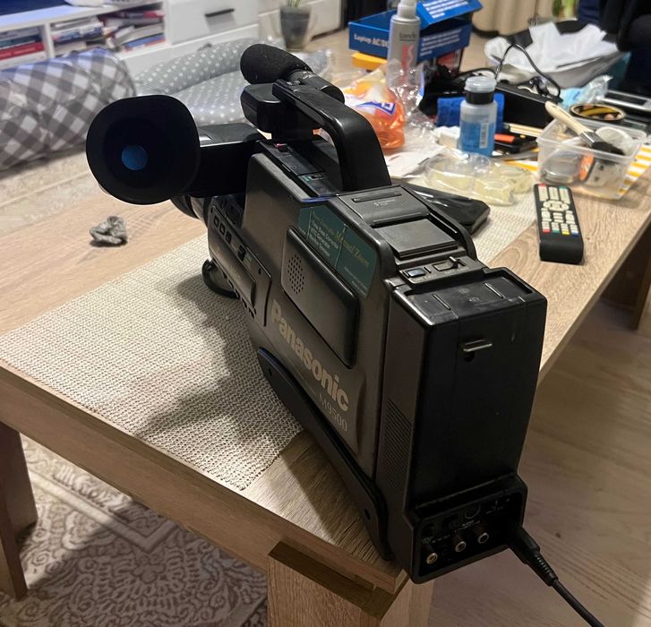 Camera video profesionala Panasonic NV M9500EN Super VHS Japan