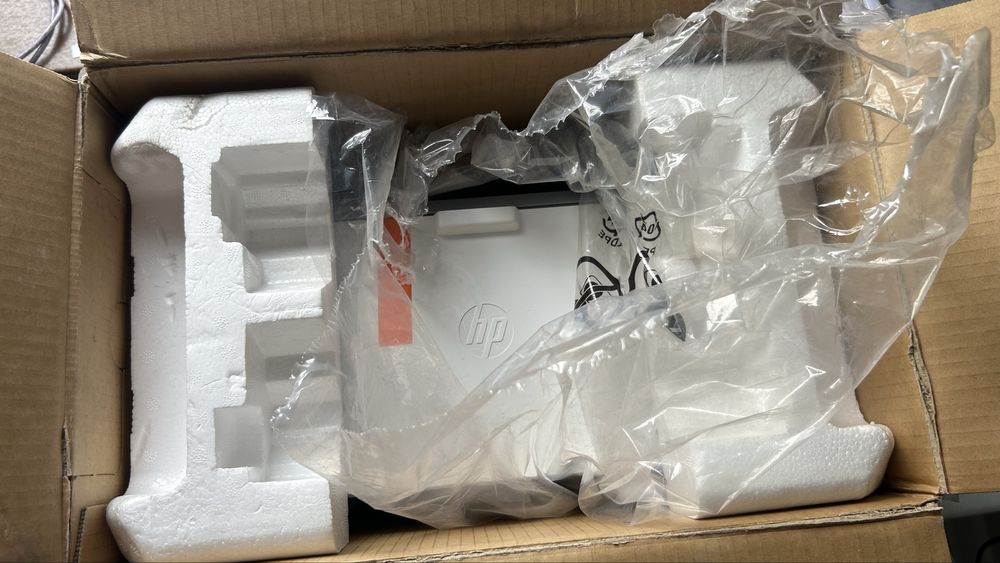 Принтер HP Laserjet Ultra M106w