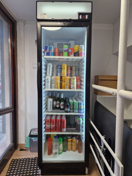 Хладилна Витрина