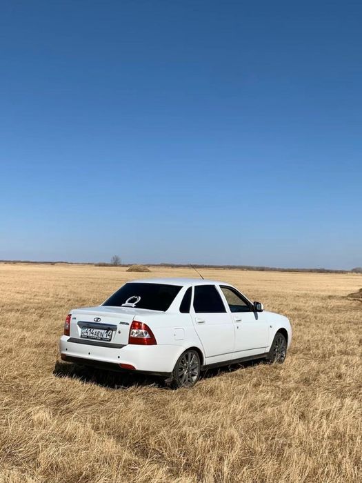 Продам Приору 1.