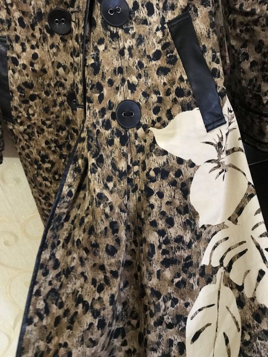 Плащ продам