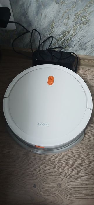 Vand robot de aspirare si spalat pe jos Xiaomi
