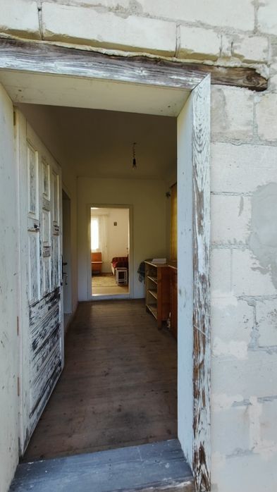 Vând casă+spatiu comercial