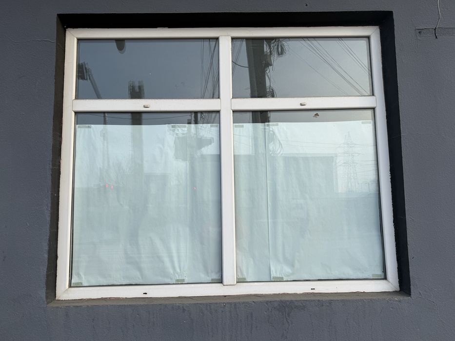 Usa+geamuri pentru magazin