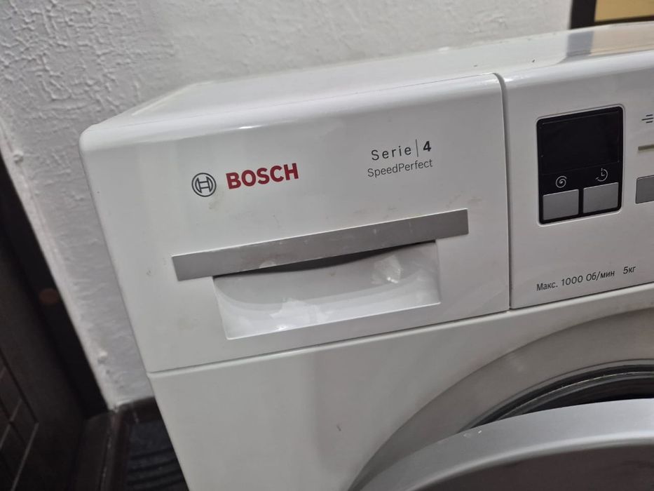 Продам стиральную машину Bosch.