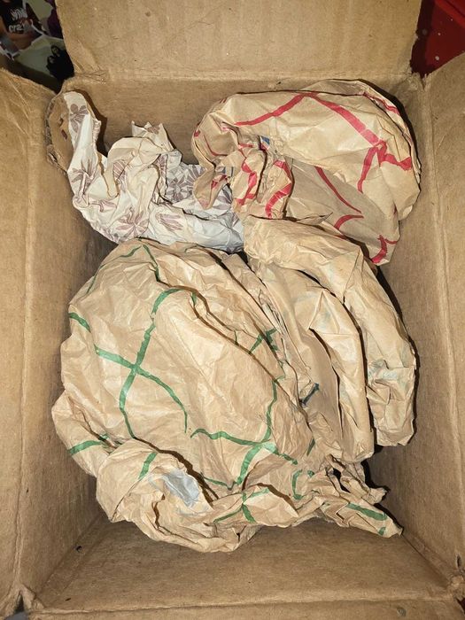 Керамичен сервиз за чай нов, чайник и 4 чаши с чинии