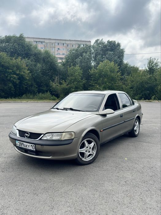 Продам машину Opel Vectra B