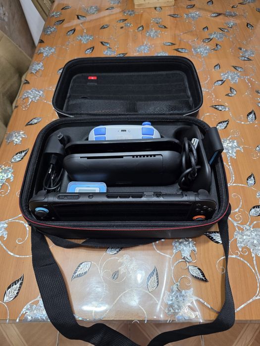 Vând Nintendo Switch 2 cu 3 jocuri