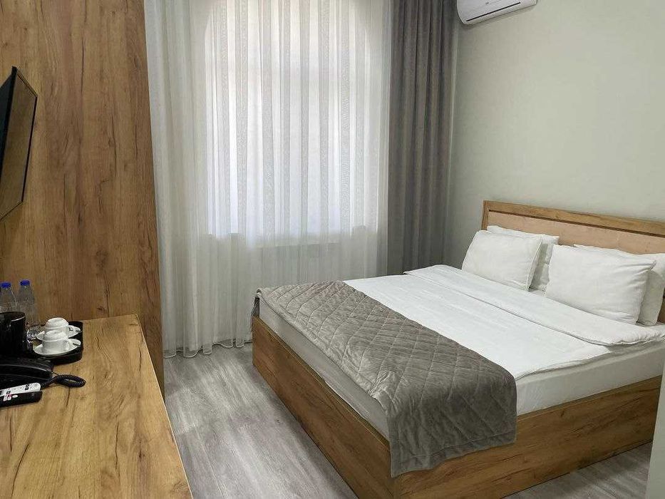 Продаётся действующая гостиница на 14 номеров Гейдара Алиева. 2 сотки