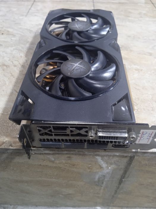 Xfx  RX570 4gb zor sostoyaniya