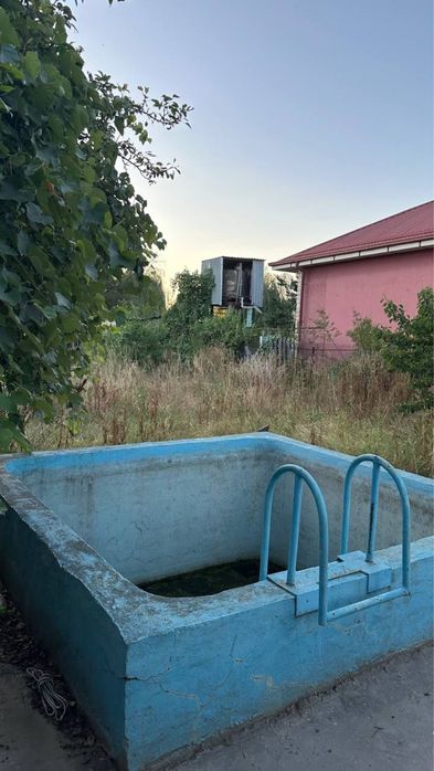Dacha hovli sotiladi 8 sotih